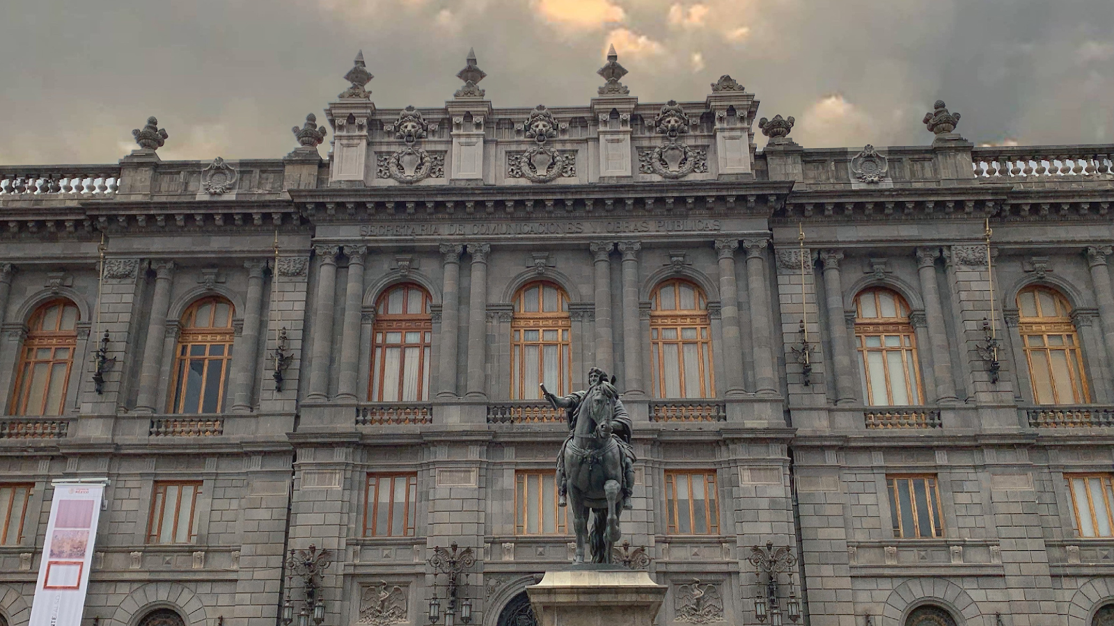 Museo Nacional De Arte (MUNAL)